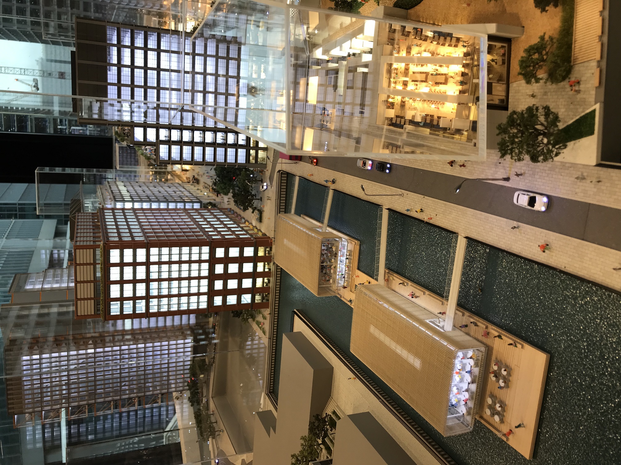 علامة ذا لندن بروجكت تستعد لتوسيع حضورها الدولي بافتتاح فرعين جديدين في دبي مارينا وكناري وارف بلندن خلال عام 2022