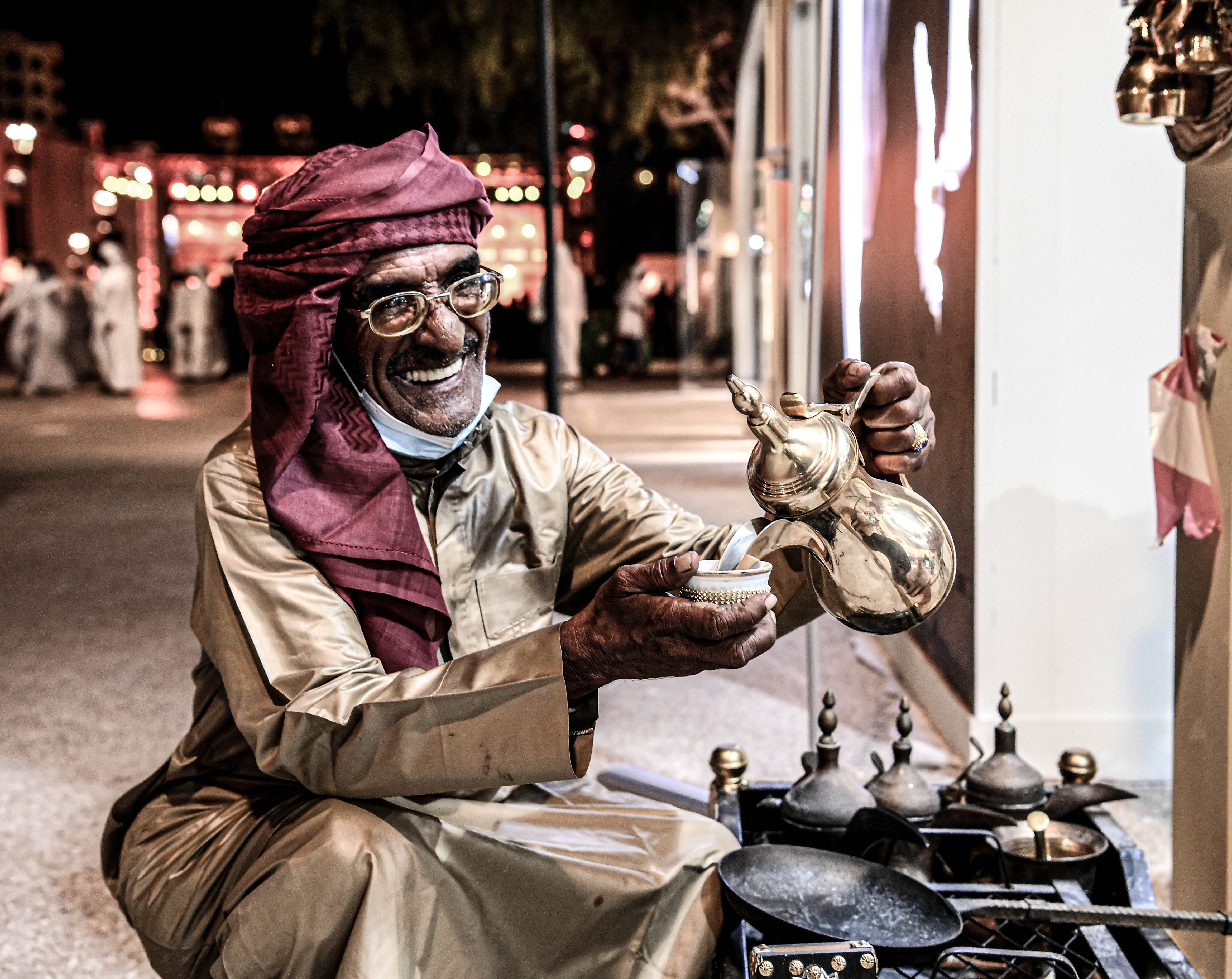  نادي تراث الإمارات يشارك في ملتقى الشارقة الدولي للراوي