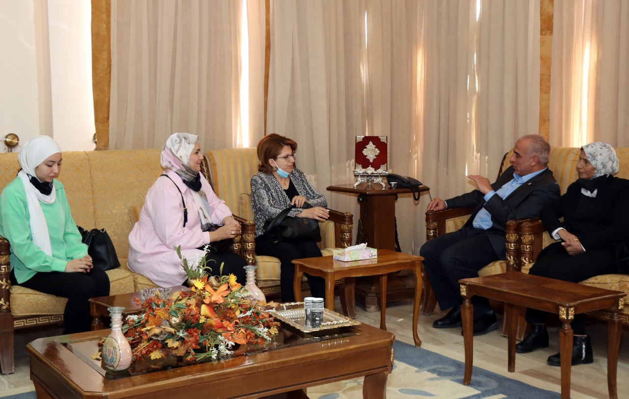 حفل اختتام برنامج التوجيه المكثف في جامعة الحسين بن طلال  صور