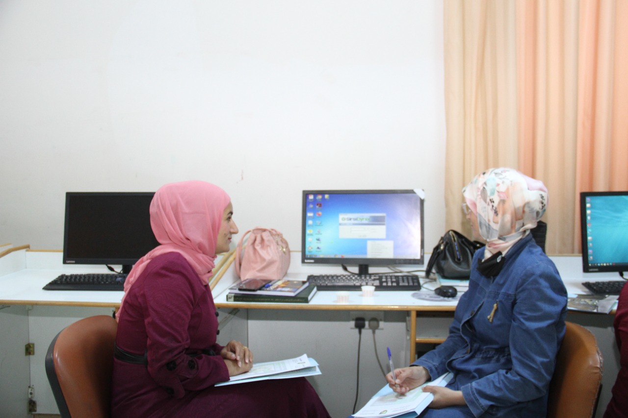 يوم علمي متخصص في علم المكتبات والمعلومات في البلقاء التطبيقية