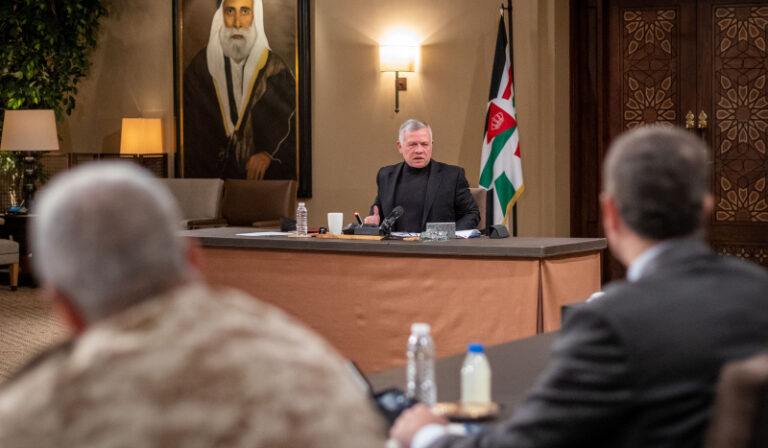 الحموري: الملك وجه بوضع خطة صحية خلال 30 يوماً