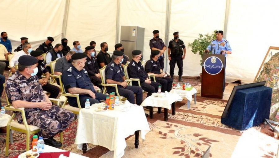 الحواتمة يزور موقع مهرجان جرش ويتفقد الخطة الامنية الخاصة بالمهرجان