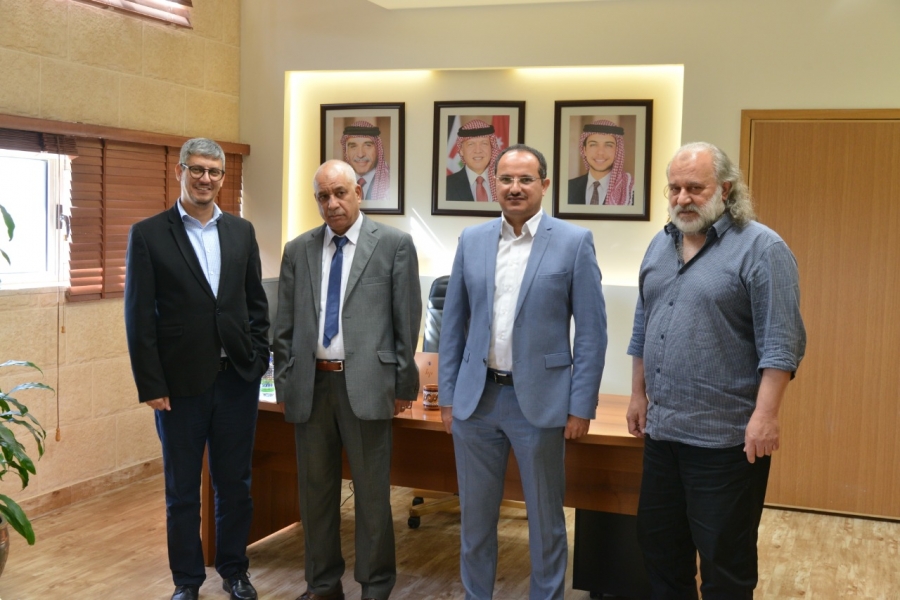 الملحق الثقافي الجزائري يزور الجامعة الألمانية الأردنية