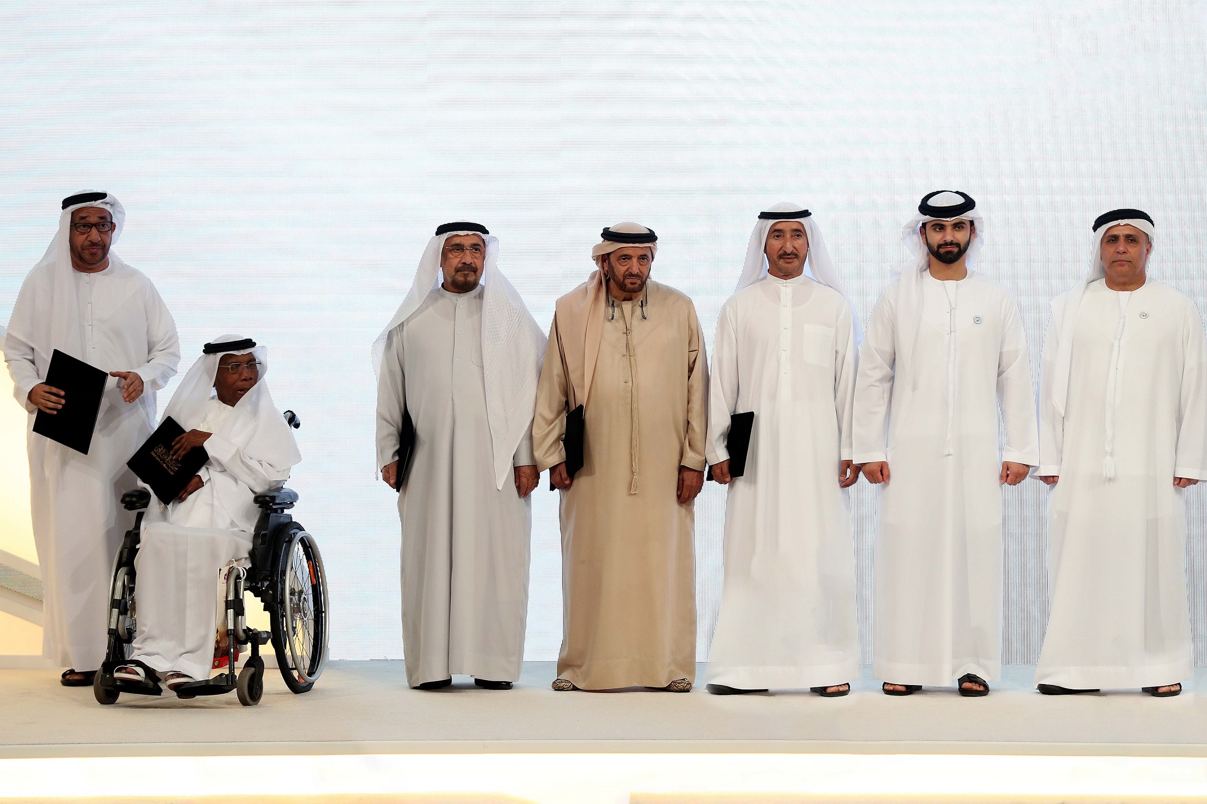 منصور بن محمد يترأس اجتماع مجلس دبي الرياضي ويعتمد نتائج الدورة الثامنة من نموذج دبي الرياضي