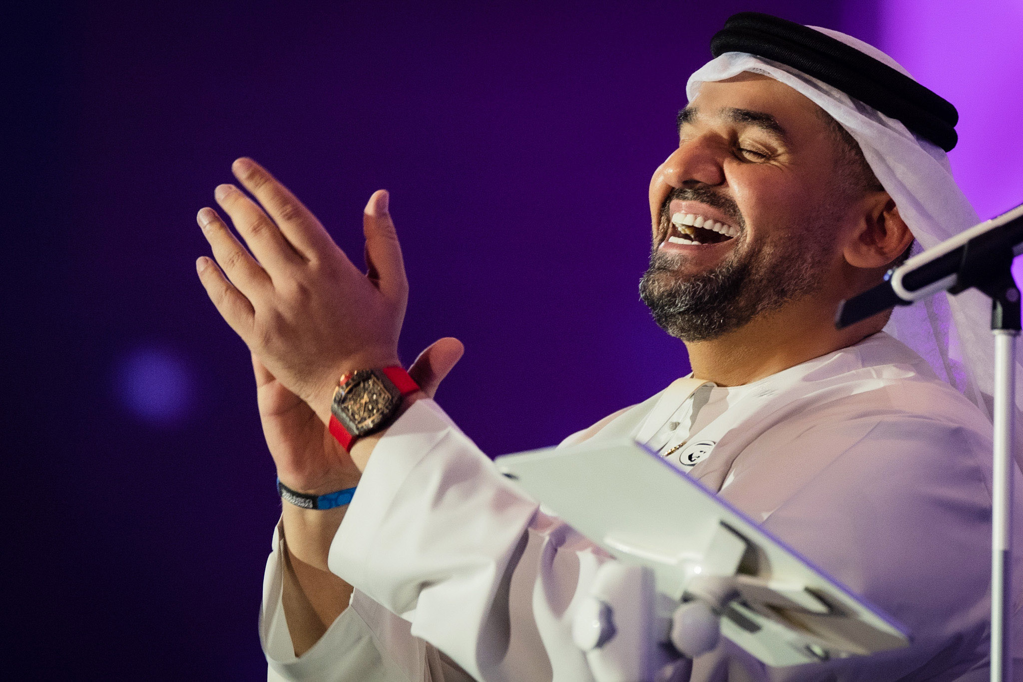حسین الجسمي یَطرب على غناء الجمھور السعودي في جدة إحتفالاً  بالیوم الوطني الـ91 للمملكة