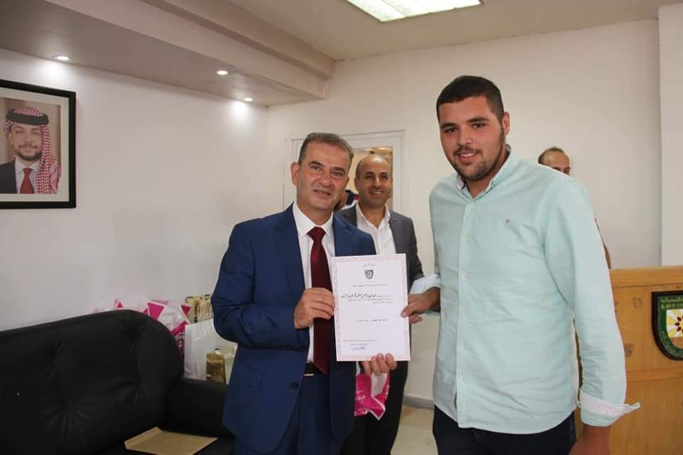 تكريم الناجحين في الثانوية العامة للعام 2021 من ابناء العاملين في جامعة البلقاء التطبيقية