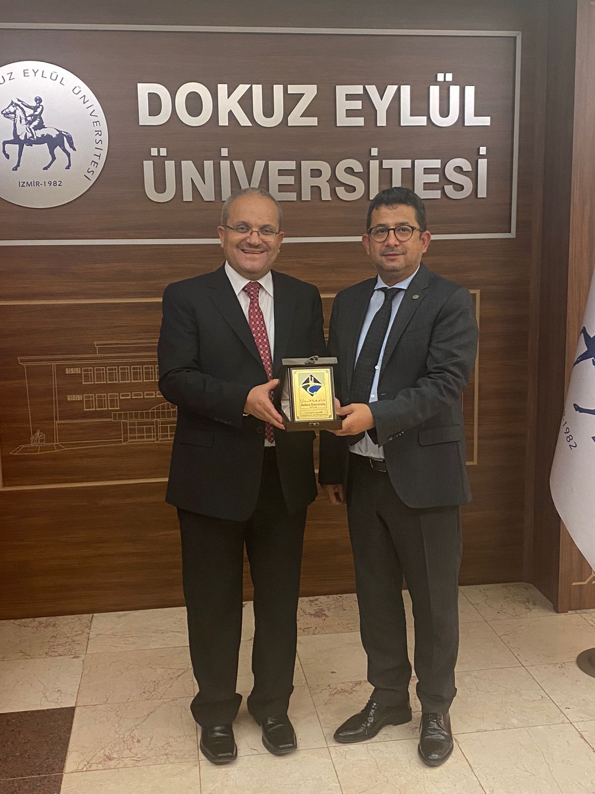 جامعة جدارا توقع مذكرة تفاهم مع جامعة دوكوز ايلول في إزمير التركية