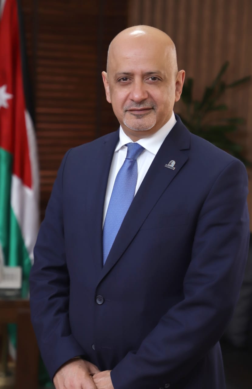 تجارة عمان تؤكد ضرورة تطوير العلاقات الاقتصادية مع الجزائر