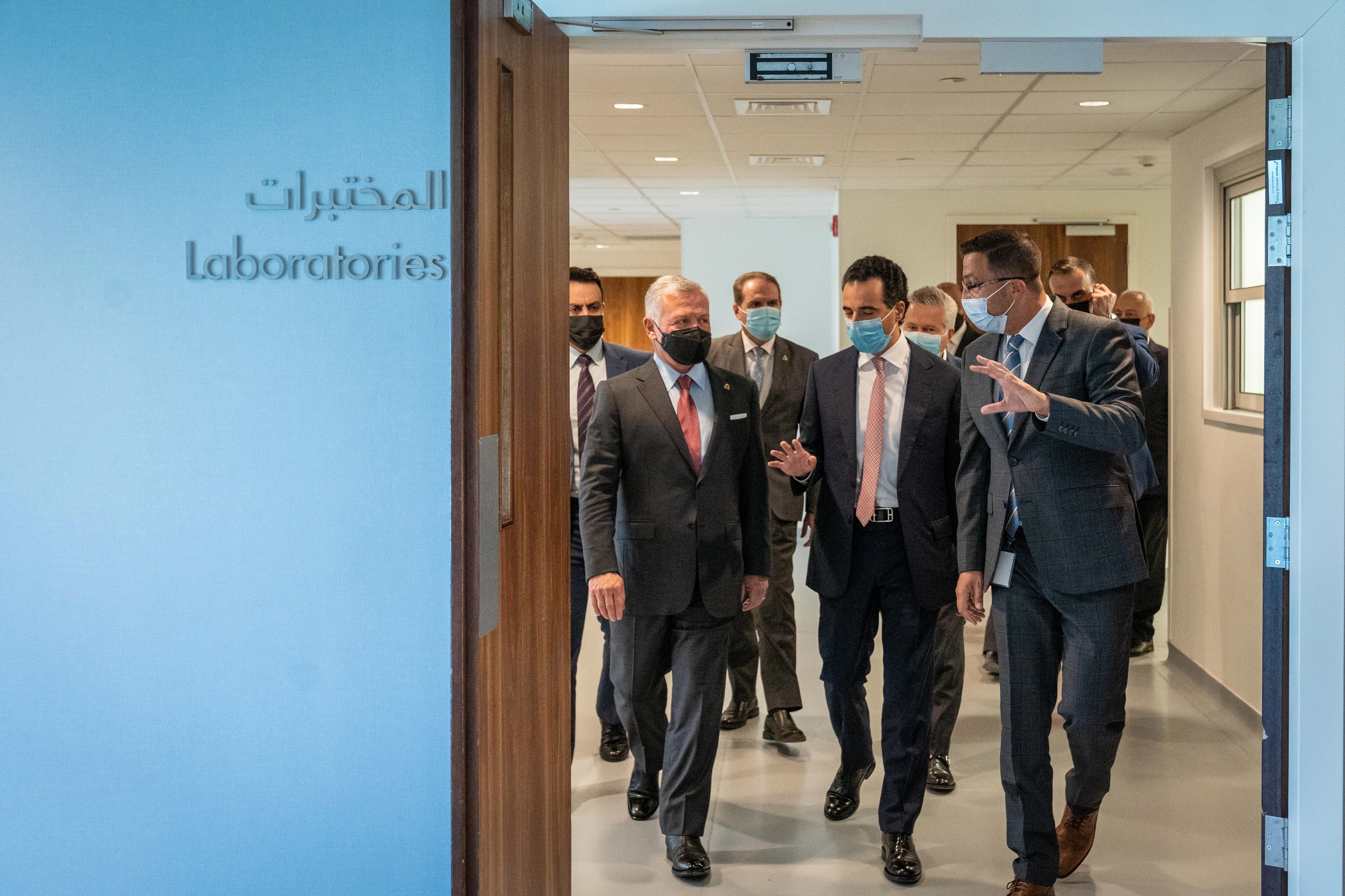 الملك يزور مستشفى العبدلي ويؤكد : القطاع الطبي الأردني يتمتع بسمعة طيبة يجب المحافظة عليها 