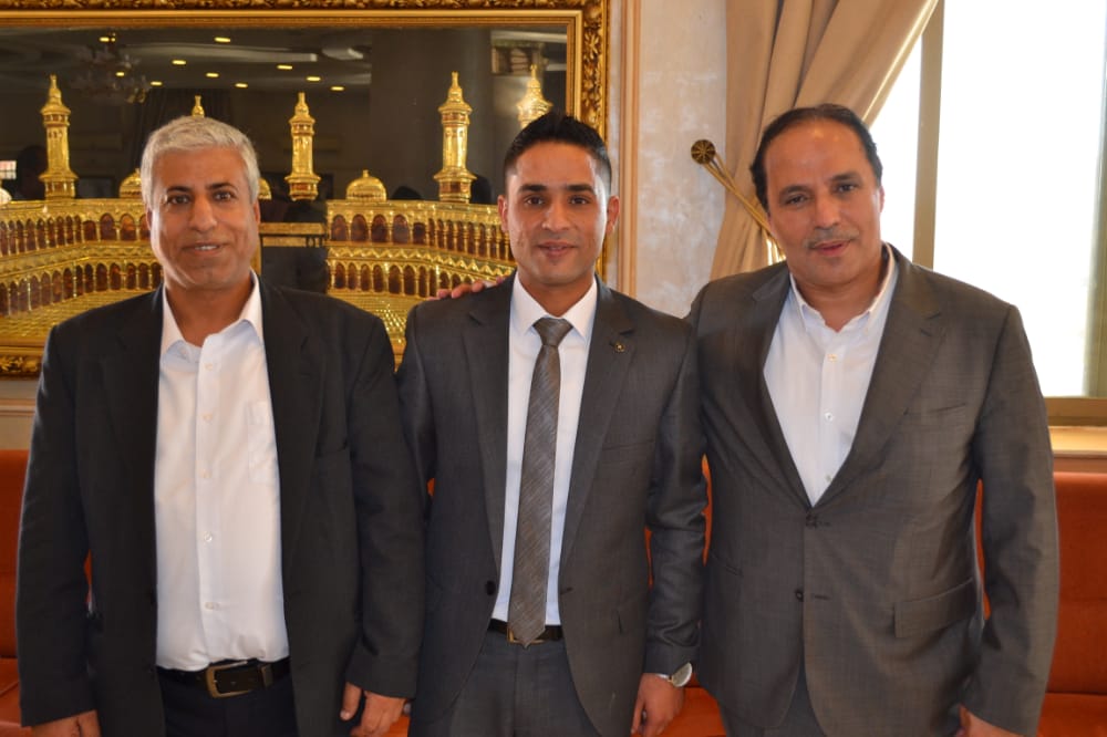 الحاج سلمان سمير البدر الخريشا يهنئ ابراهيم محيل عيطان السرحان بمناسبة عقد قران نجله باسل 