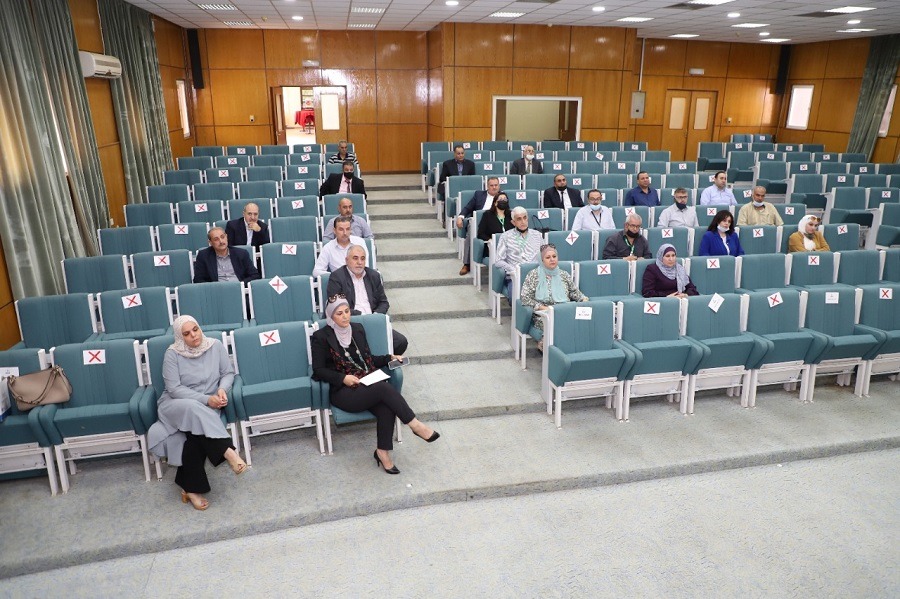 مركز الملكة رانيا في اليرموك يعقد دورة المهارات الإدارية باللغة الإنجليزية