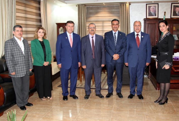 مذكرة تفاهم بين جامعة آل البيت واتحاد الأكاديميين والعلماء العرب  