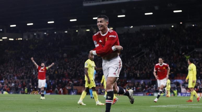 دوري الأبطال : كريستيانو رونالدو ينقذ مانشستر يونايتد .. وخسارة مدوية لبرشلونة بالثلاثة