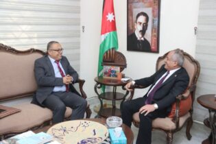 عبيدات: نحن بحاجة لتعزيز الاهتمام الأكاديمي والبحثي بالصحة العامة