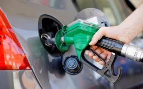 الحكومة ترفع أسعار المشتقات النفطية