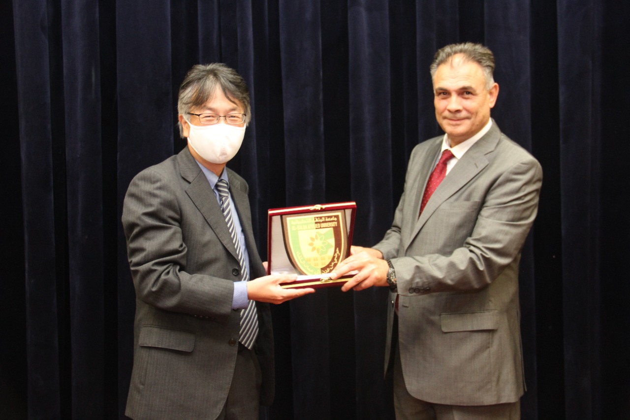 الزعبي : تقديم الافضل على مستوى البنية التحتية ونقل التكنولوجيا وتسخير كافة الامكانيات لأبنائنا الطلبة