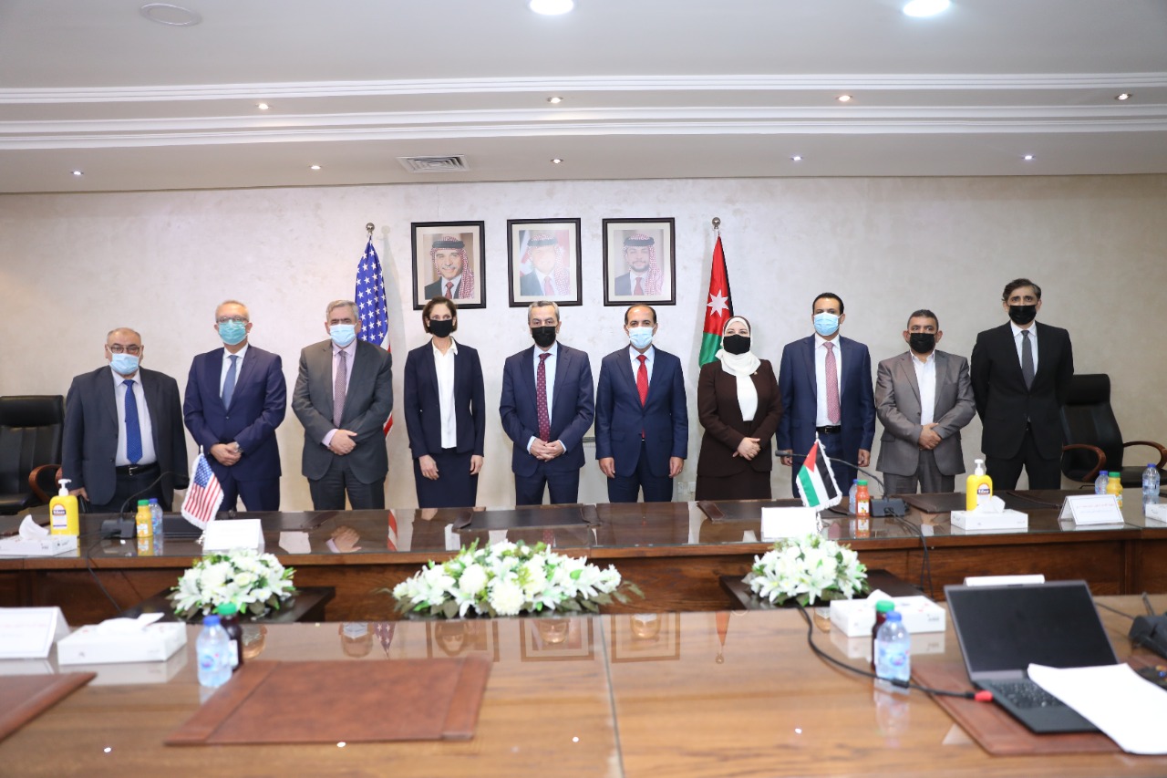 شراكة بين الوكالة الأمريكية للتنمية الدولية ووزارتي التربية والتعليم والتعليم العالي والجامعات الرسمية