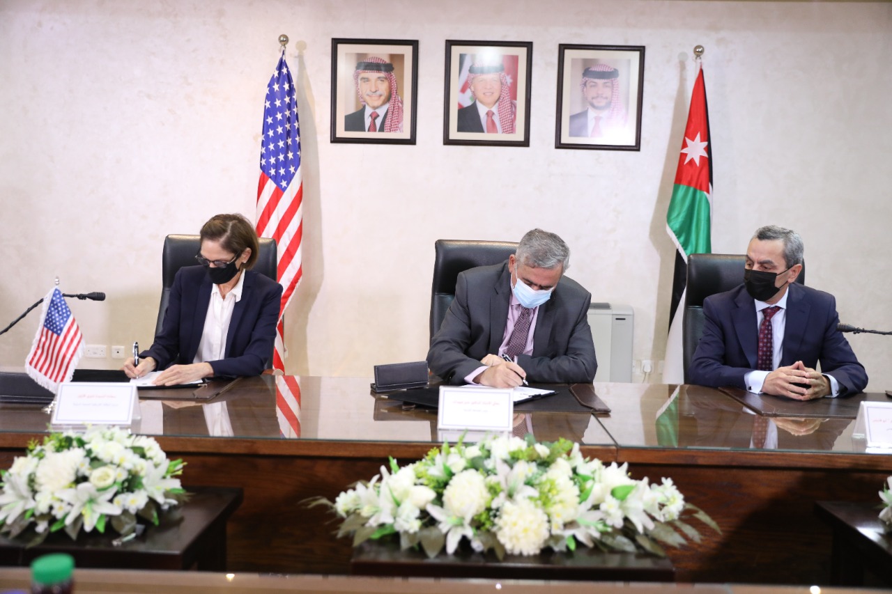 وزير التربية والتعليم يرعى إطلاق برنامج إعداد وتأهيل المعلمين قبل الخدمة