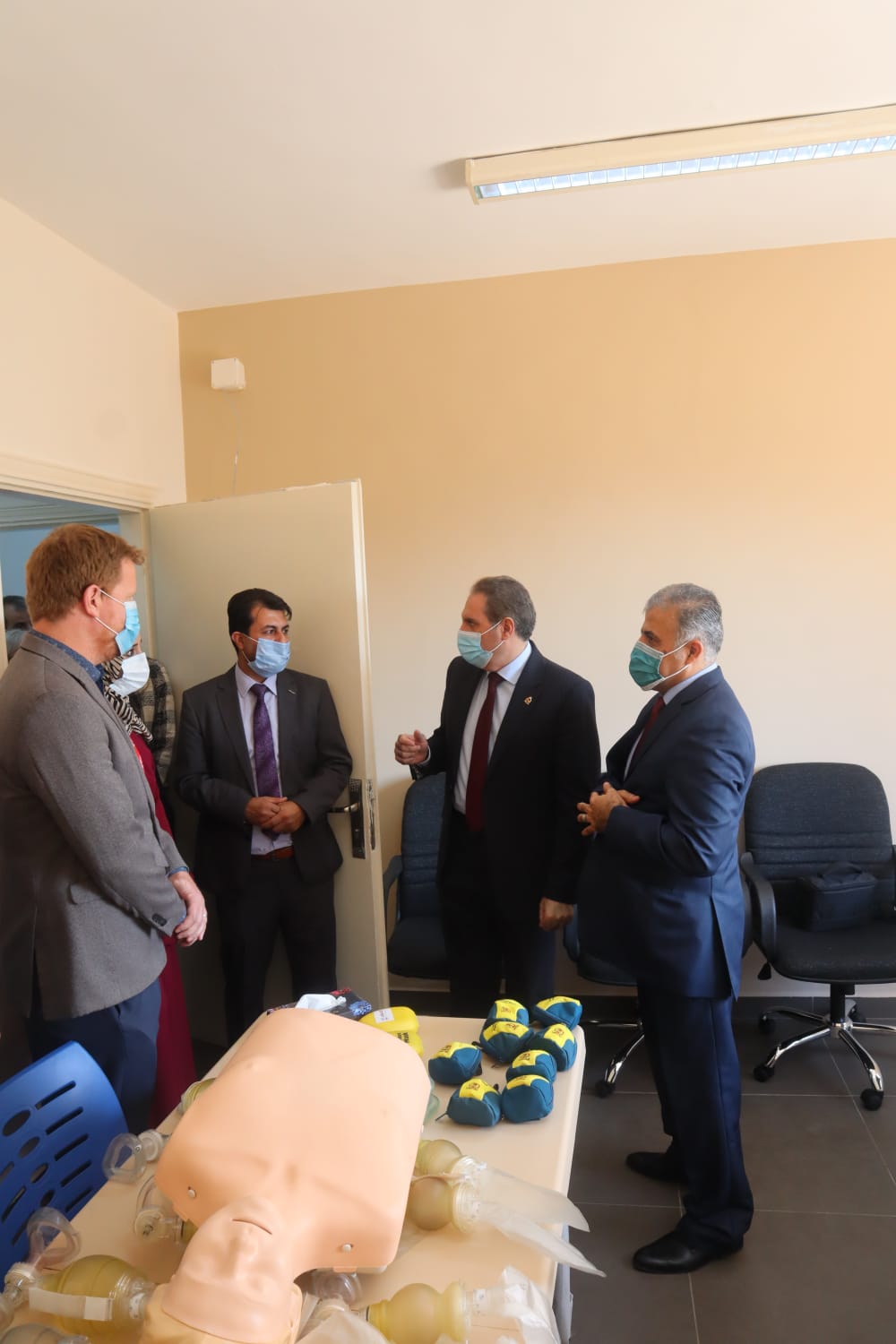 وزير الصحة يفتتح المركز التدريبي لبرامج دعم الحياة