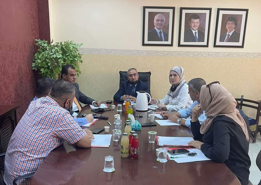 عقد اجتماع لتوفير المواصلات لطلبة الجامعة الهاشمية