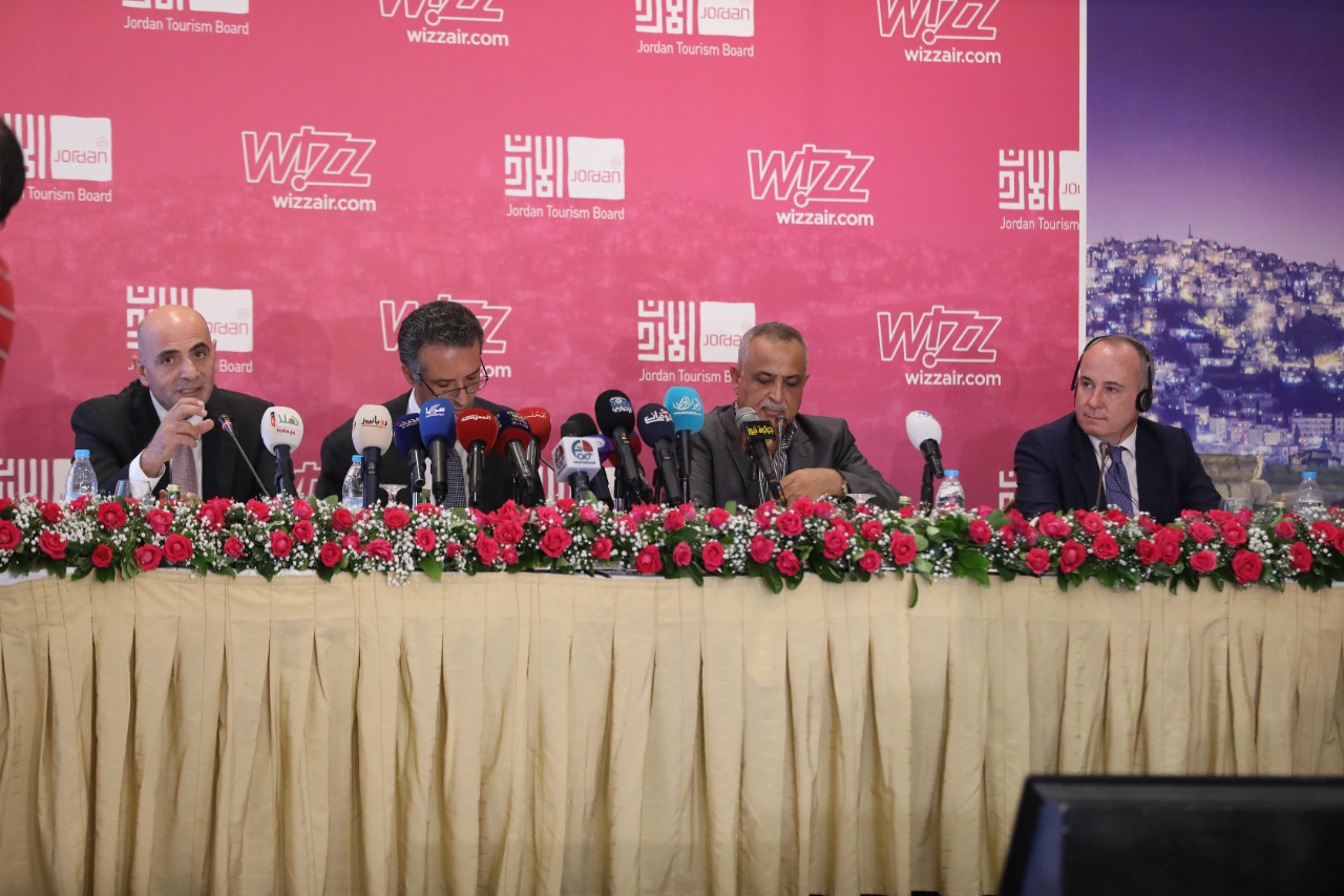 ويز اير العالمية تدشن 8 خطوط جديدة الى المملكة 