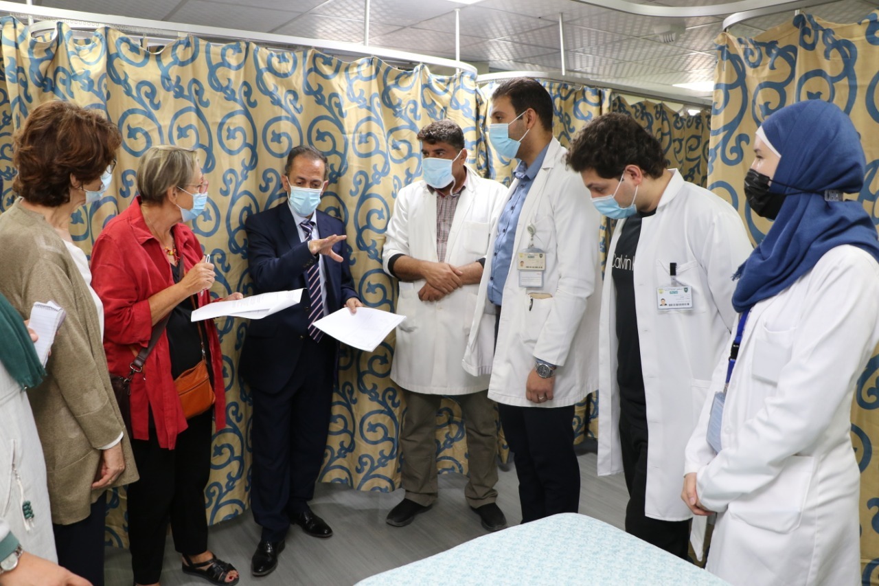 مستشفى الجامعة الأردنية يستقبل وفداً فرنسيّاً من مشروع دعم الإصلاح المُستدام لتأمين إصابات العمل في الأردن 