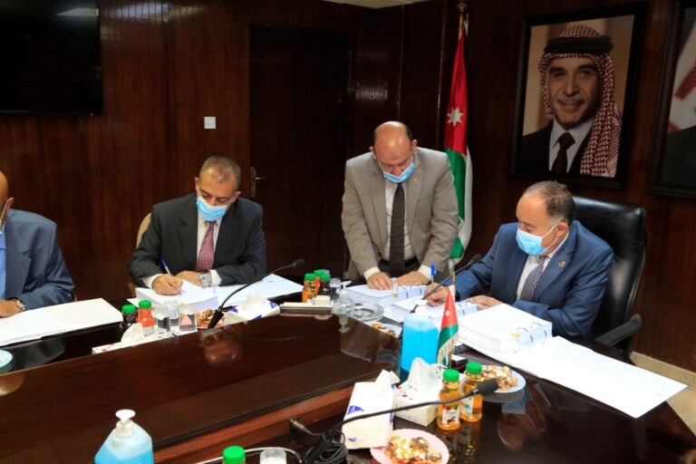 23.5 مليون يورو لتأهيل شبكات مياه إربد (صور)