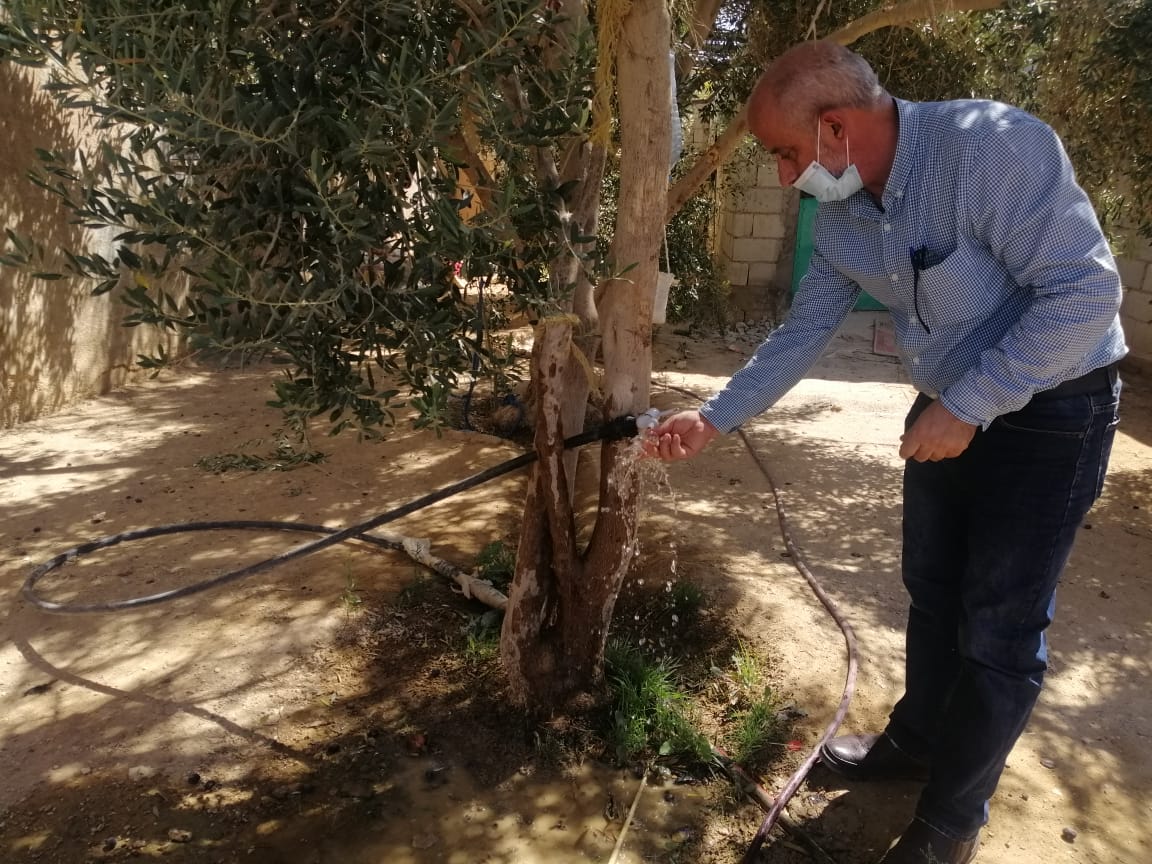  كريشان يتابع هاتفياً شكوى مواطني الجفرحول رائحة الكبريت المنبعثة من أحد آبار المياه غير العاملة