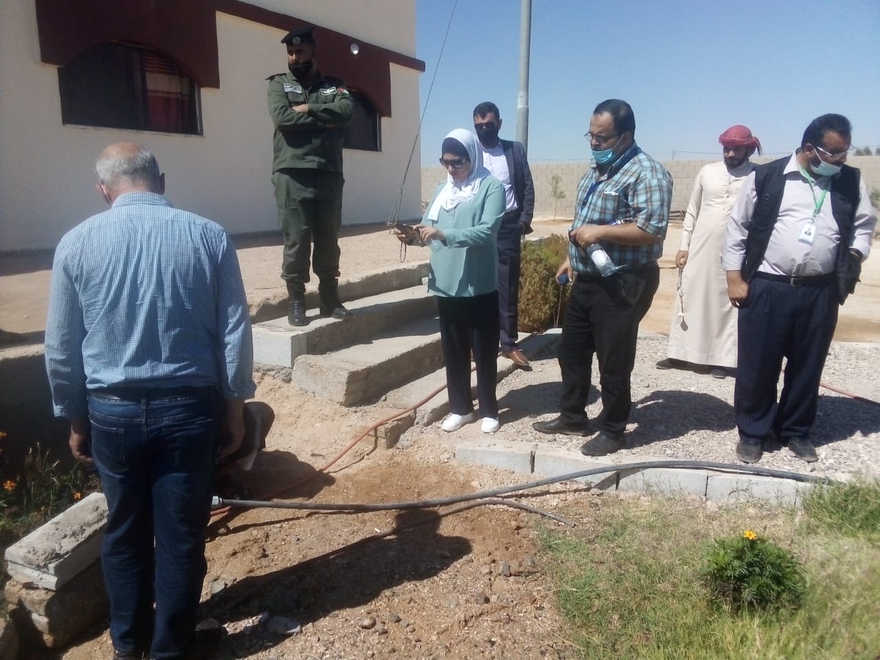  كريشان يتابع هاتفياً شكوى مواطني الجفرحول رائحة الكبريت المنبعثة من أحد آبار المياه غير العاملة