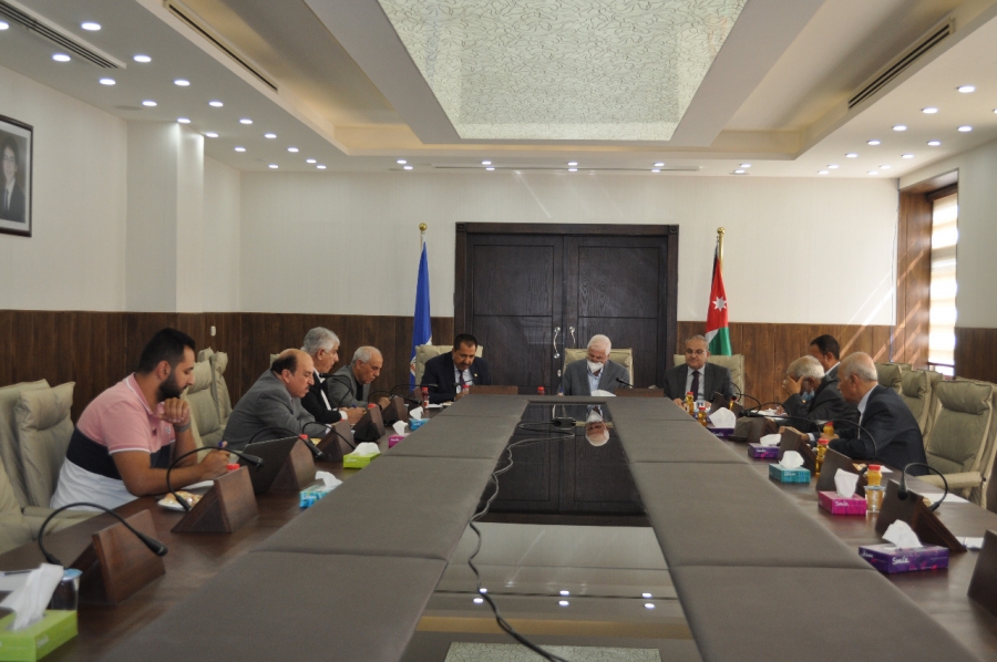 إطلاق اسم المرحومين ارشيدات والرقاد على مدرجين في جامعة جدارا