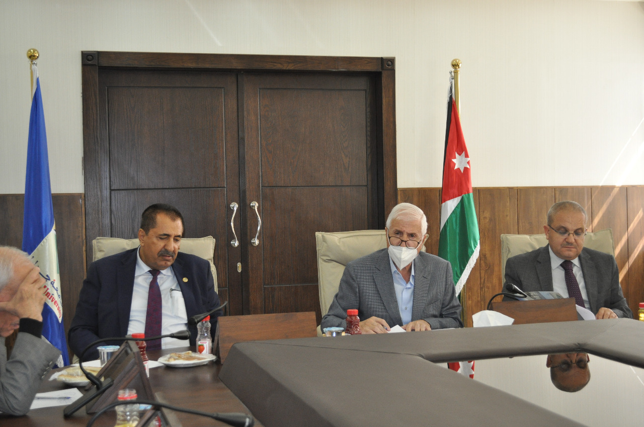 إطلاق اسم المرحومين ارشيدات والرقاد على مدرجين في جامعة جدارا  