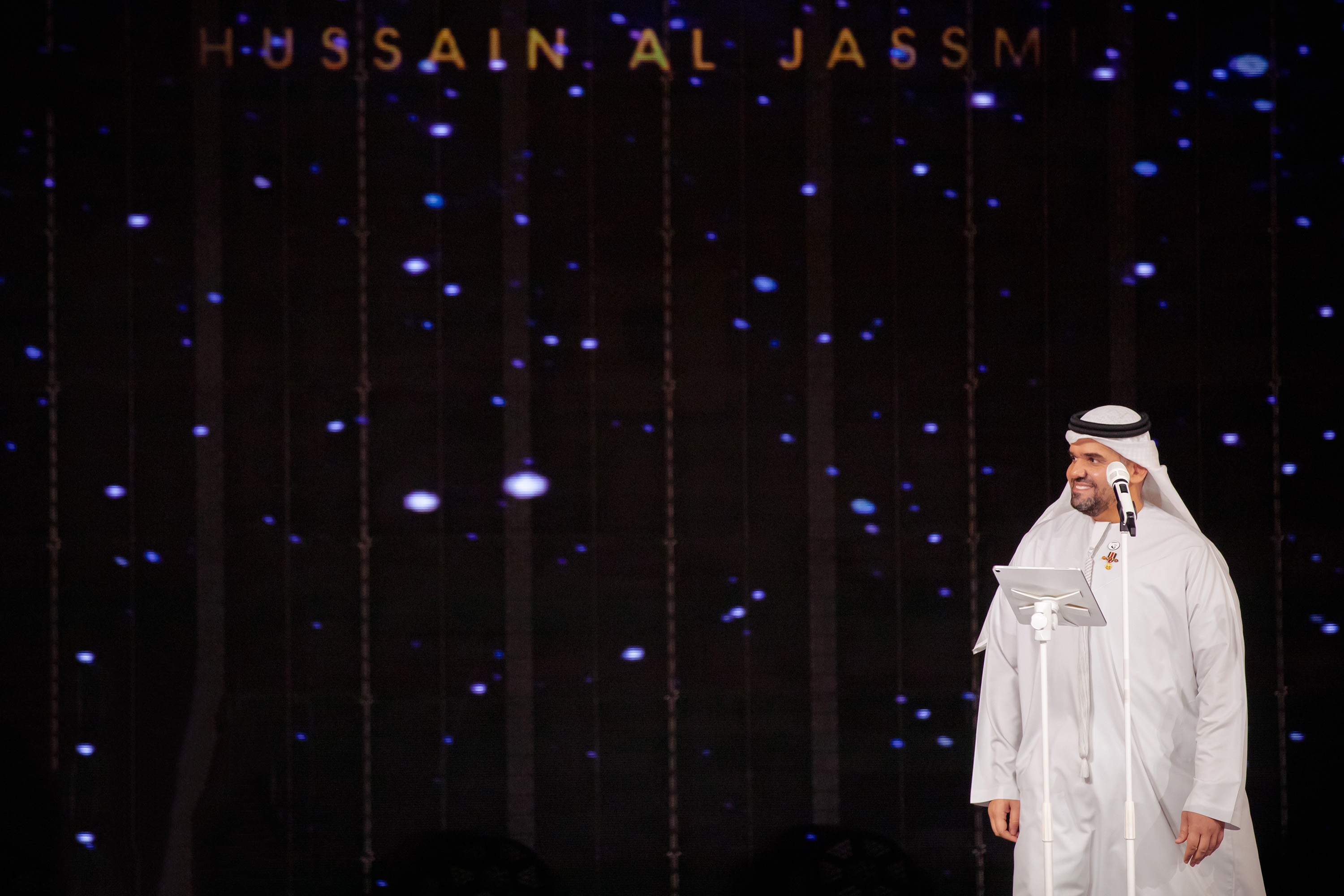 أ.د محمد طالب عبيدات يكتب :  التلوّن ما بين المنصب وخارجه