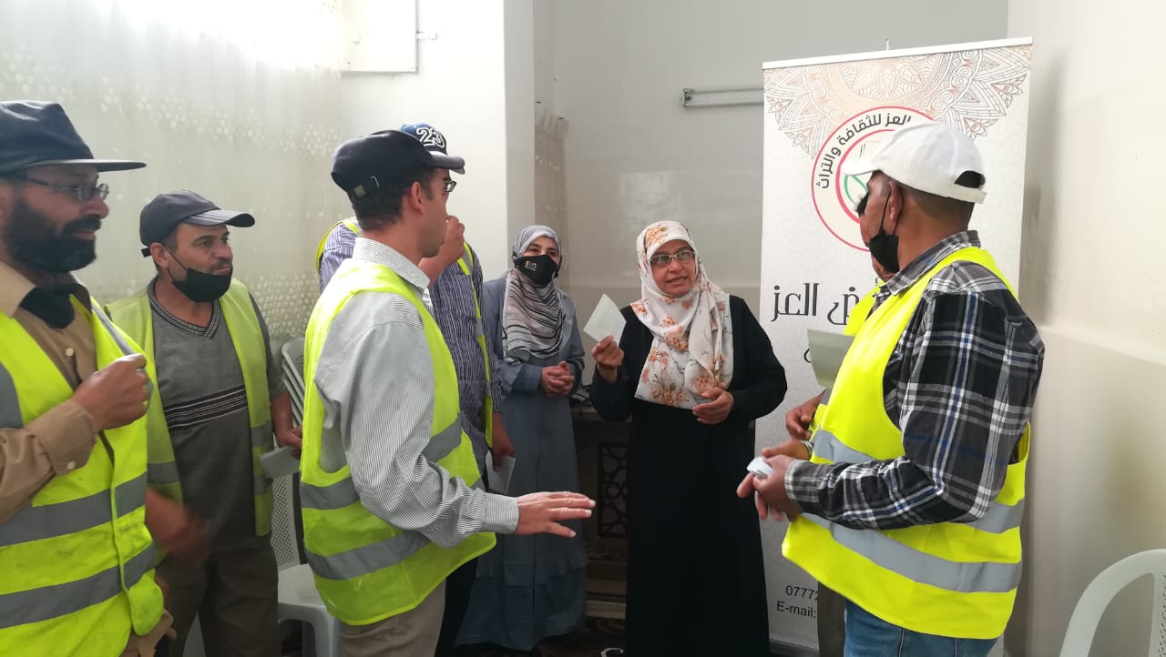 جمعية أرض العز للثقافة والتراث تطلق مبادرة كِرام الحي لتكريم عمّال الوطن 