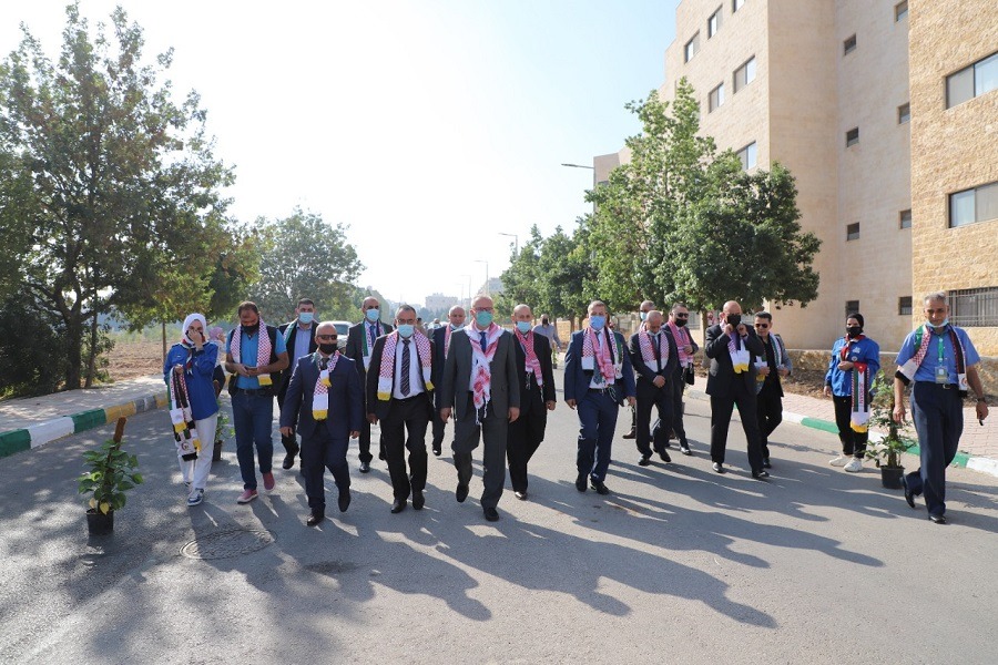 مساد يرعى احتفالات اليرموك بعودة التعليم الوجاهي في الحرم الجامعي  