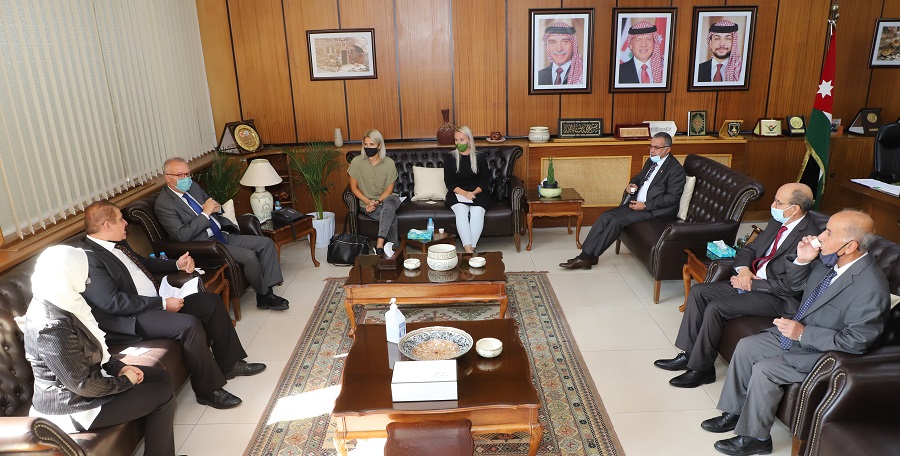 بحث تعزيز التعاون بين اليرموك ومعهد غوته الالماني 