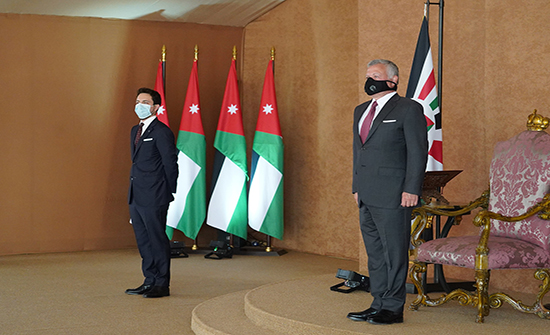 الوزراء الجدد يؤدون اليمين الدستورية الواحدة ظهراً