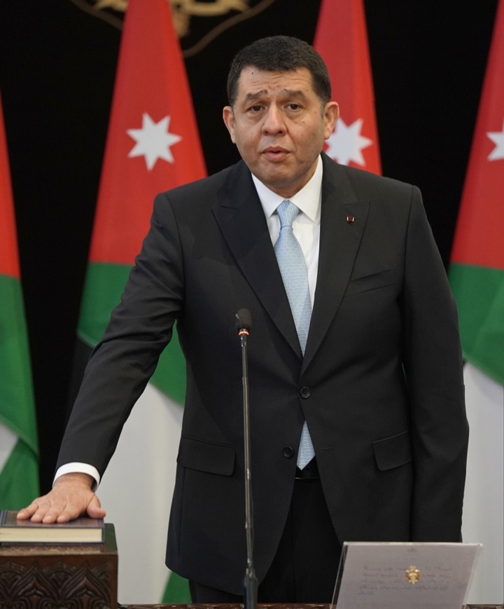 وزير العمل يفتتح مركز هيئات اصحاب العمل بتجارة عمان