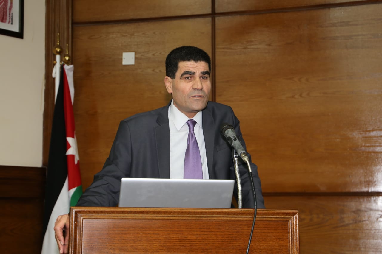 كريشان يُعلن خِطة الطوارئ لفصل الشتاء ويطلب فتح غرف العمليات والتأكد من جاهزية الآليات والمُعدات ومتابعة البؤر الساخنة