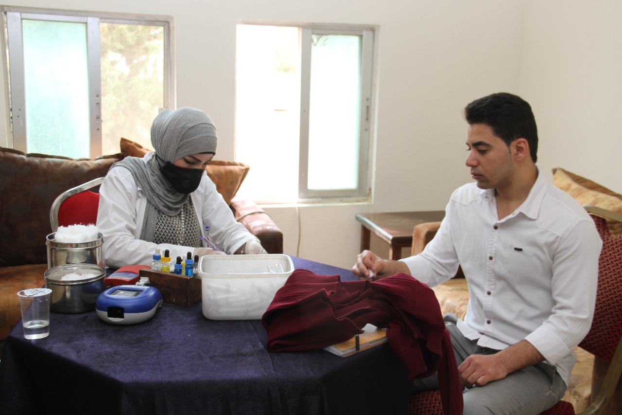 البلقاء التطبيقية تنظم حملة لتبرع بالدم