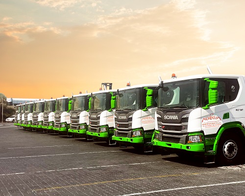 مومنتم اللوجستیة تواصل حملتھا للاستدامة في دولة الإمارات من خلال  أسطول شاحنات سكانیا