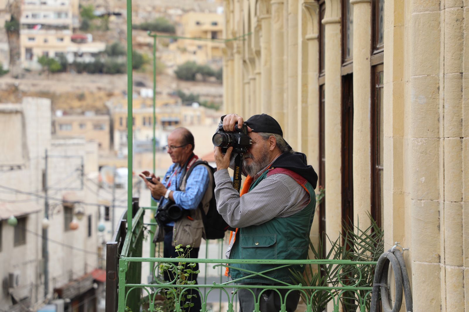هيئة تنشيط السياحة تنظم جولة لـ  المصوريين الاردنيين  في السلط  