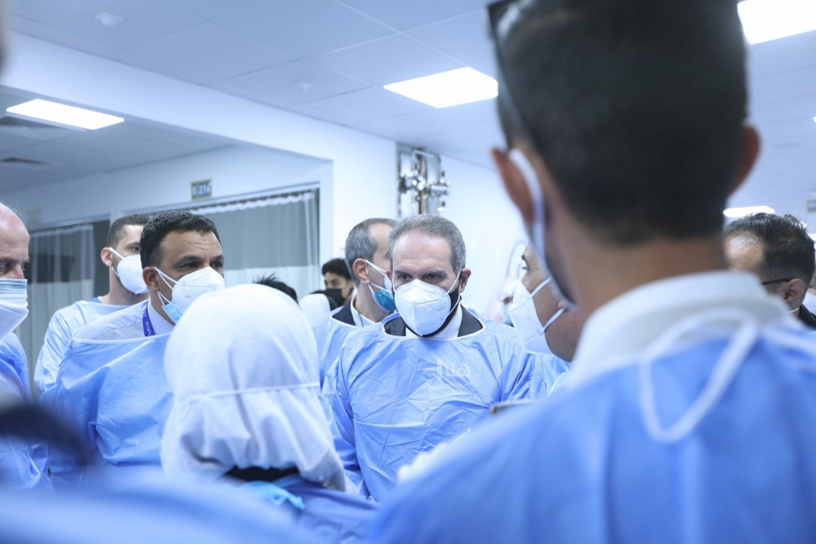 الهواري يرجح ارتفاع إصابات كورونا بعد فتح الجامعات والقطاعات