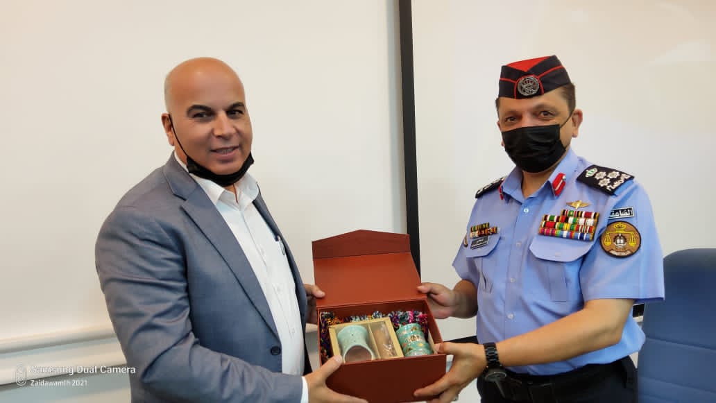 ندوة مبادرة افراحنا أمنه في بلدية السلط بالتعاون مع الشرطة المجتمعية 