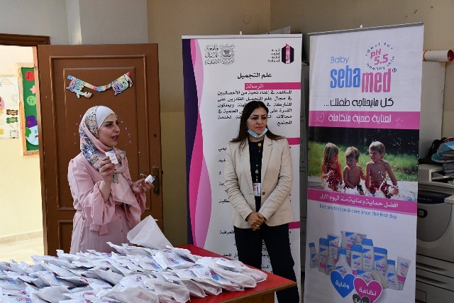 جامعة عمان الاهلية تقيم يوماً طبياً مجانياً في مخيم البقعة 