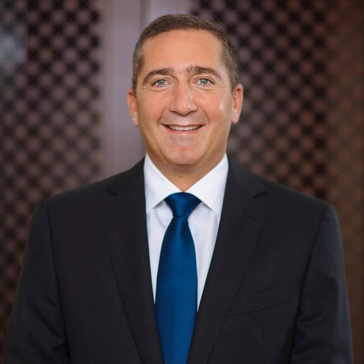 الإنعام على الرفاعي بوسام النهضة العالي الشأن من الدرجة الأولى