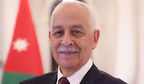 العيسوي ينقل تعازي الملك إلى عشيرة العموش