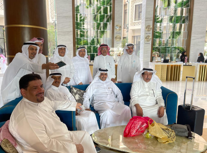 رجال أعمال جدة يستكشفون الكنوز الأثرية والسياحية للساحل الشرقي 