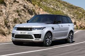 لاند روڤر تقدّم أول لمحة عن سيارة رينج روڤر الجديدة