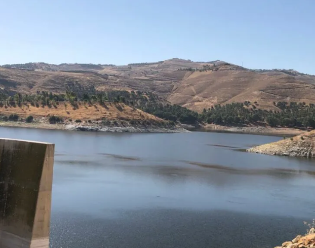 تخزين السدود أقل من 20