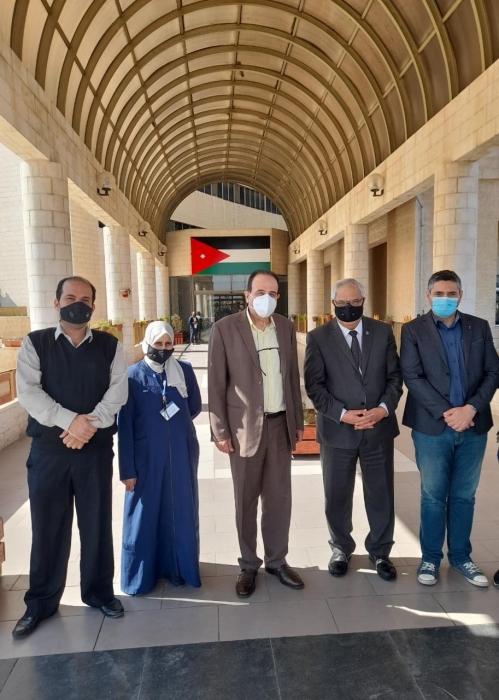 مدير مستشفى الزرقاء الحكومي يشيد بمستوى طلبة كلية الزرقاء الجامعية في التخصصات الطبية المسانده